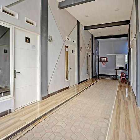 Oyo Life 91866 Paradise Ok Kost Syariah Mojokerto Exterior photo