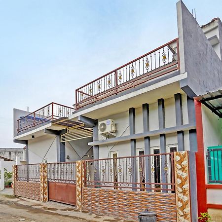 Oyo Life 91866 Paradise Ok Kost Syariah Mojokerto Exterior photo