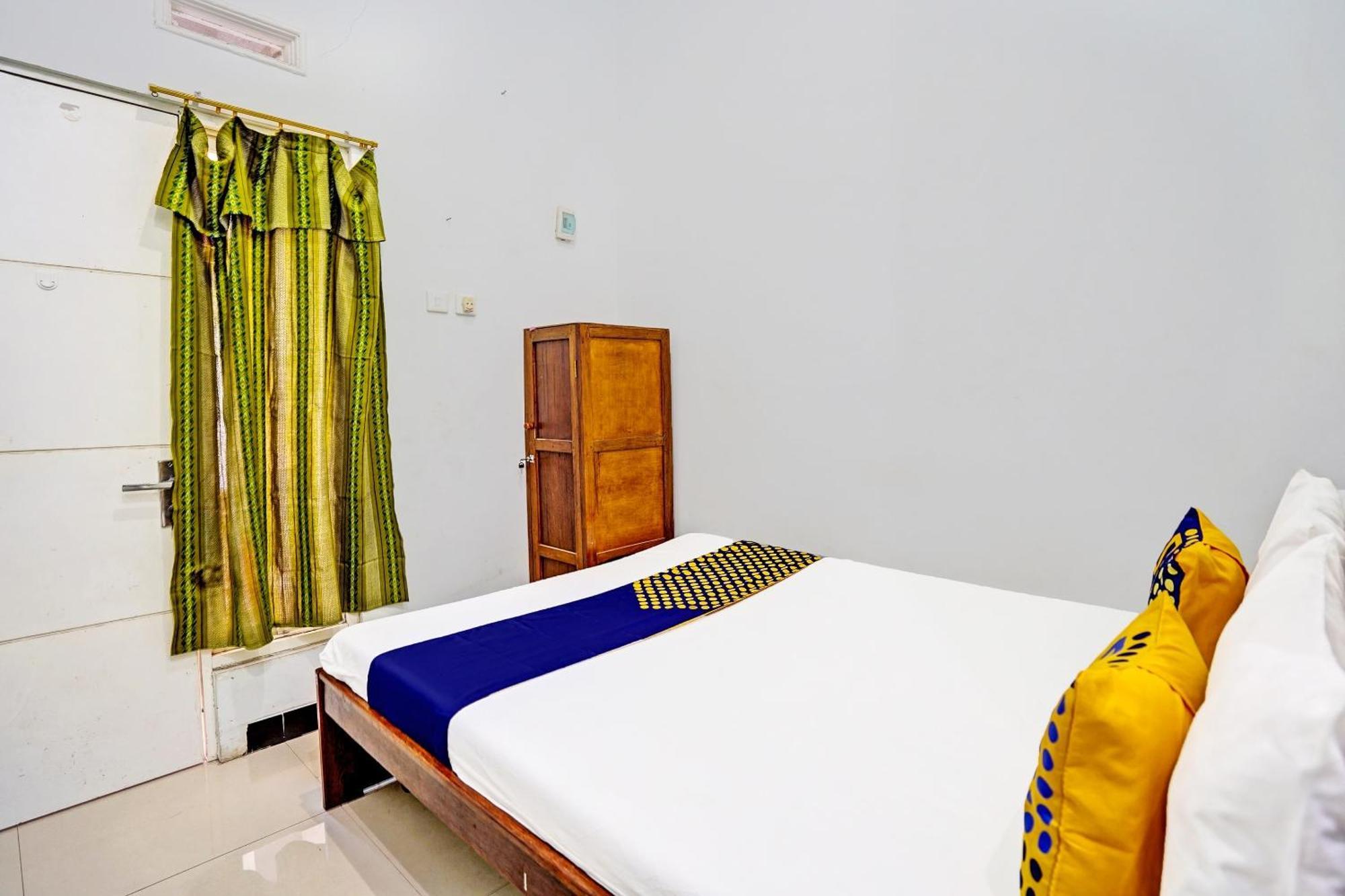 Oyo Life 91866 Paradise Ok Kost Syariah Mojokerto Exterior photo