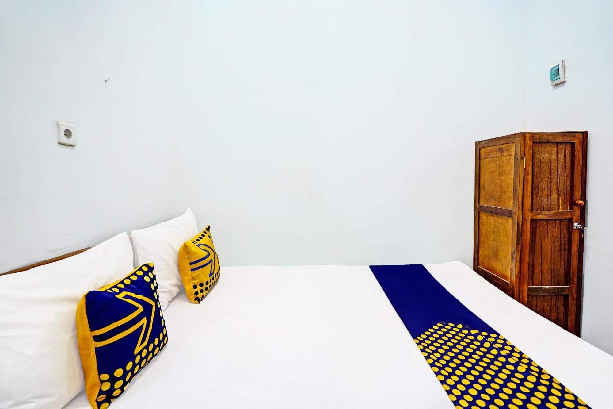 Oyo Life 91866 Paradise Ok Kost Syariah Mojokerto Exterior photo