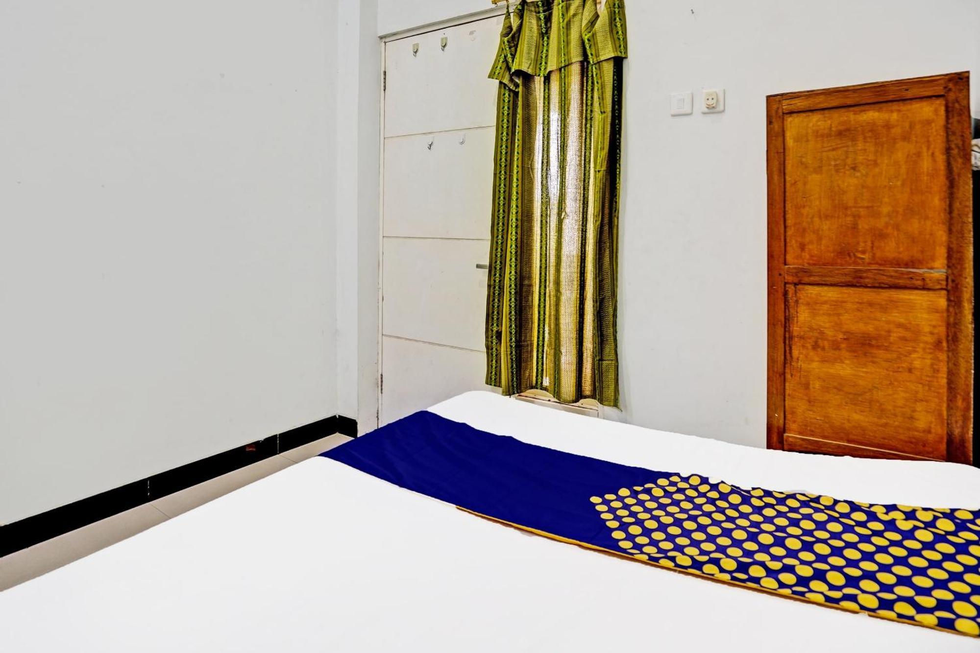 Oyo Life 91866 Paradise Ok Kost Syariah Mojokerto Exterior photo